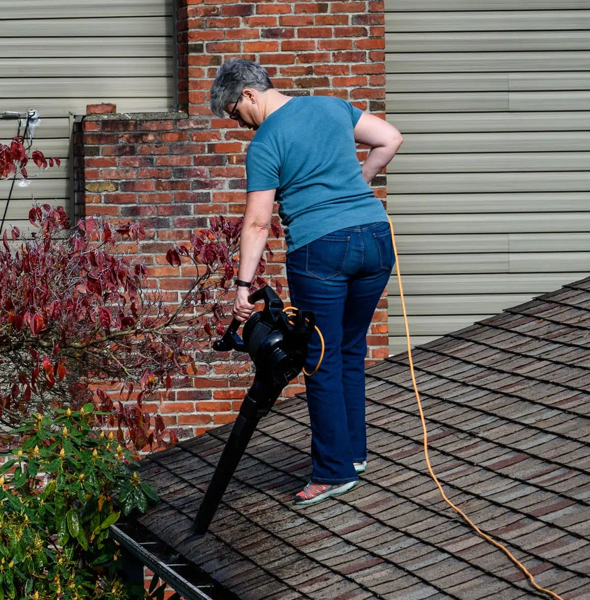 Quelle est la bonne saison pour nettoyer les gouttières